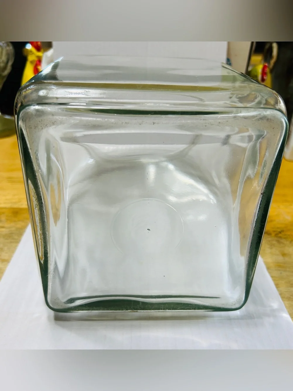 Vintage butter churn Hazel Atlas glass. 4 quarts.